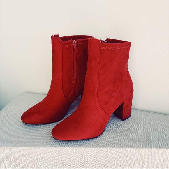 TOP Moda Shoes - NWT Red Block Heel Faux Suede Booties